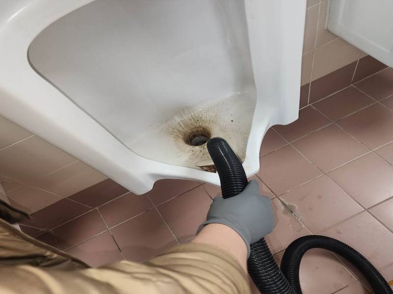의정부 소변기막힘 작업사례 4